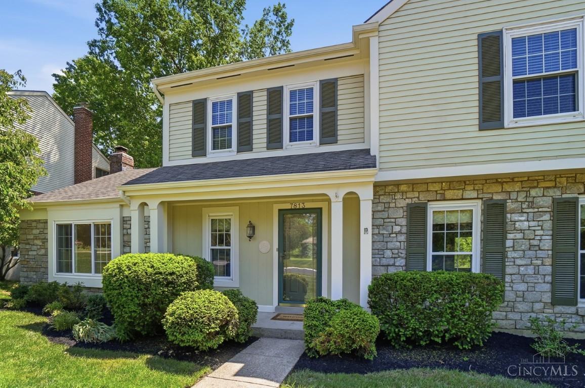 7813 Meadowcreek Drive