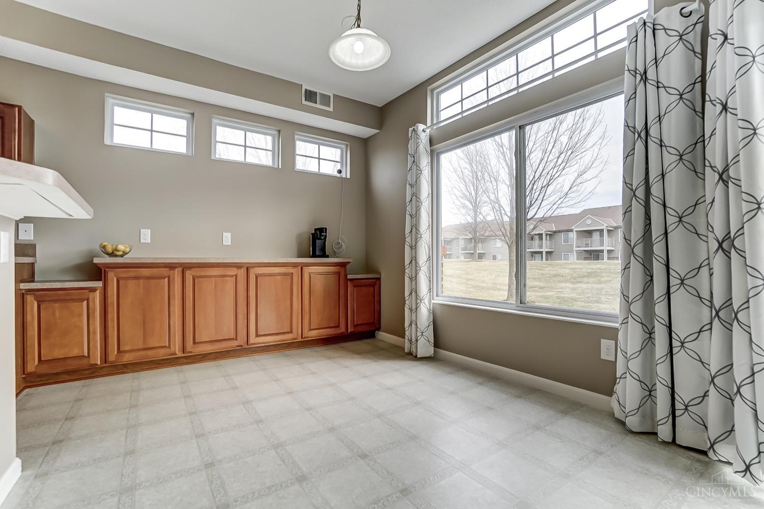 6672 Adena Circle, Hamilton Twp, Ohio image 13
