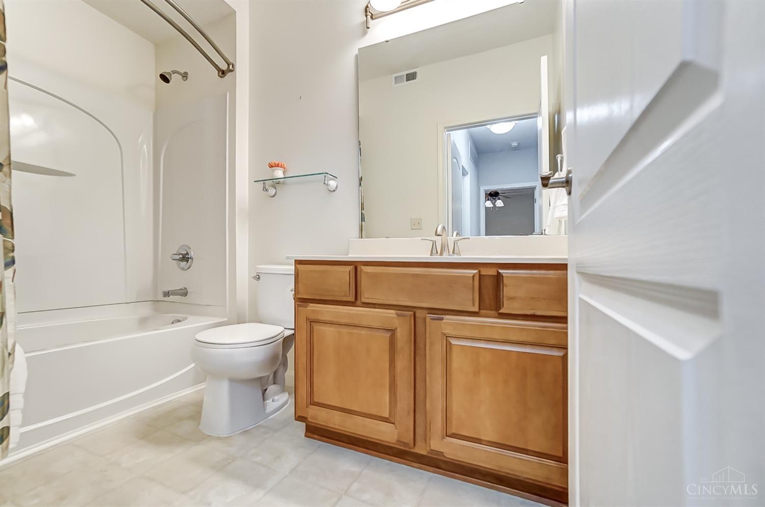 6672 Adena Circle, Hamilton Twp, Ohio image 34
