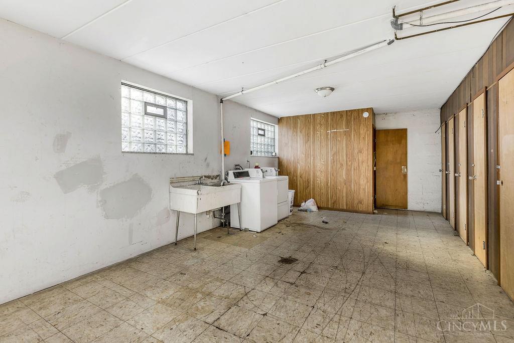 5206 Montgomery Road