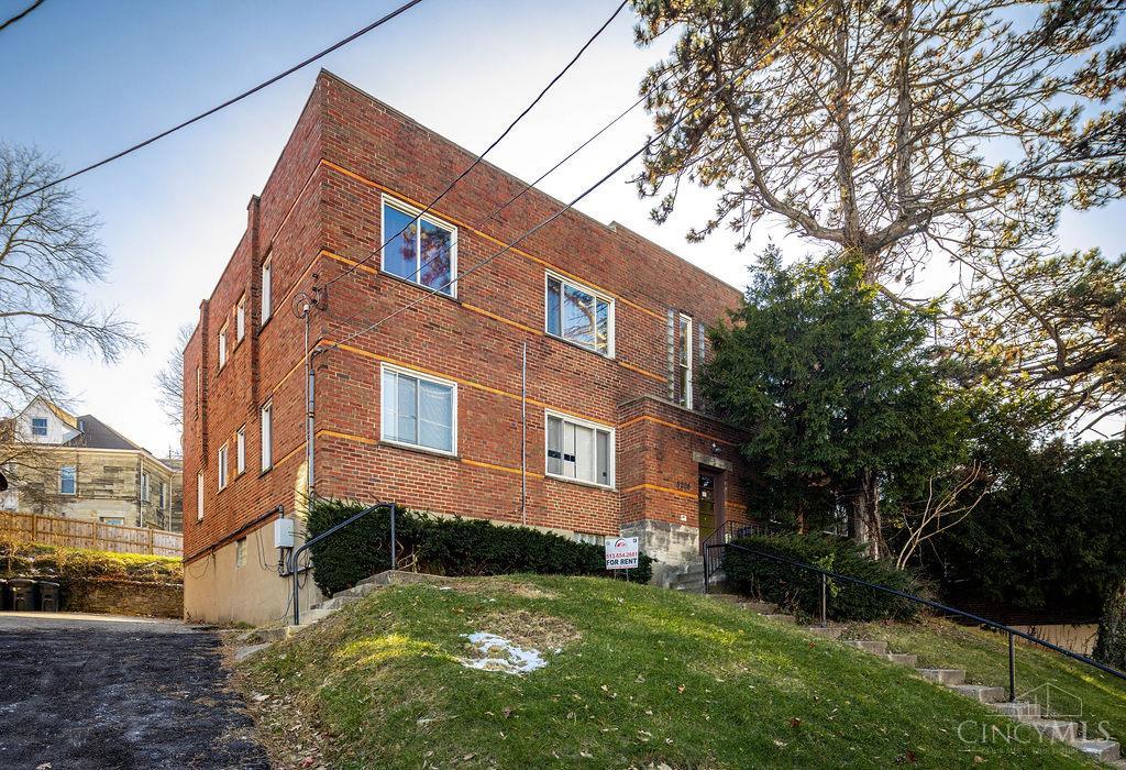 5206 Montgomery Road