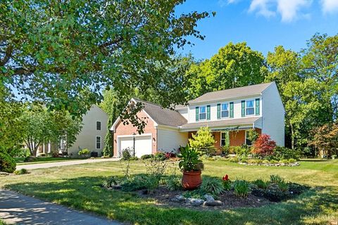 Photo of 5728 Running Fox Lane, Mason, OH 45040 (MLS # 1855183)