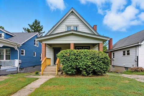 Photo of 3634 W Liberty Street, Cincinnati, OH 45205 (MLS # 1856507)