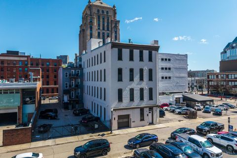 Photo of 813 Broadway Street #101, Cincinnati, OH 45202 (MLS # 1871195)