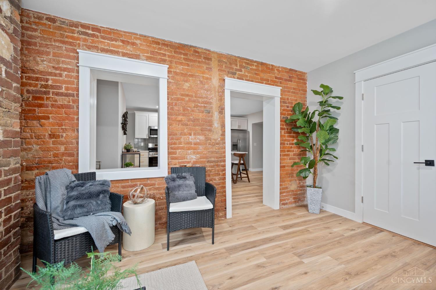 6740 Hurd Avenue, Cincinnati, Ohio image 5