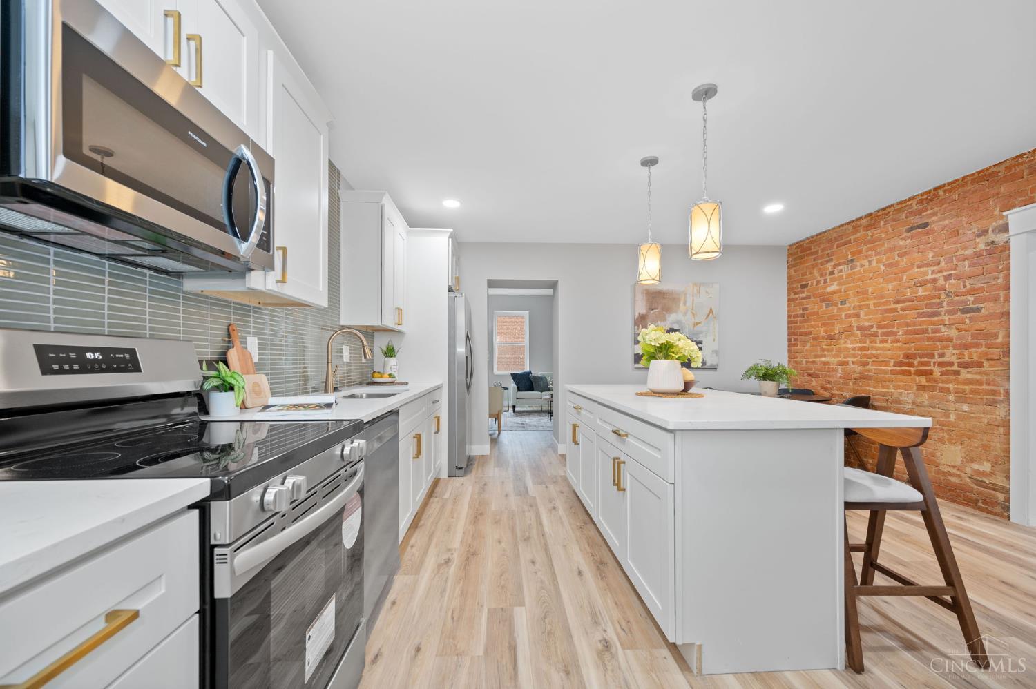 6740 Hurd Avenue, Cincinnati, Ohio image 14