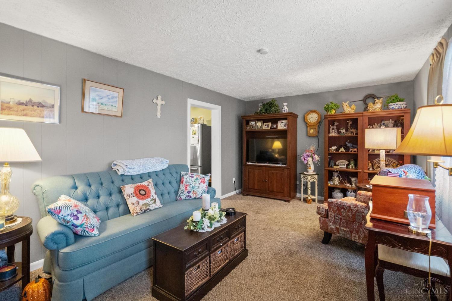 454 Featherwood Drive, Harrison, Utah image 2