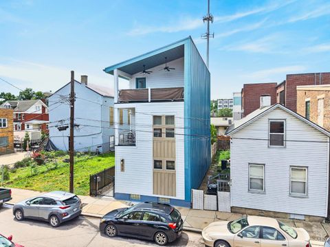 Photo of 4017 Gulow Street, Cincinnati, OH 45223 (MLS # 1876206)