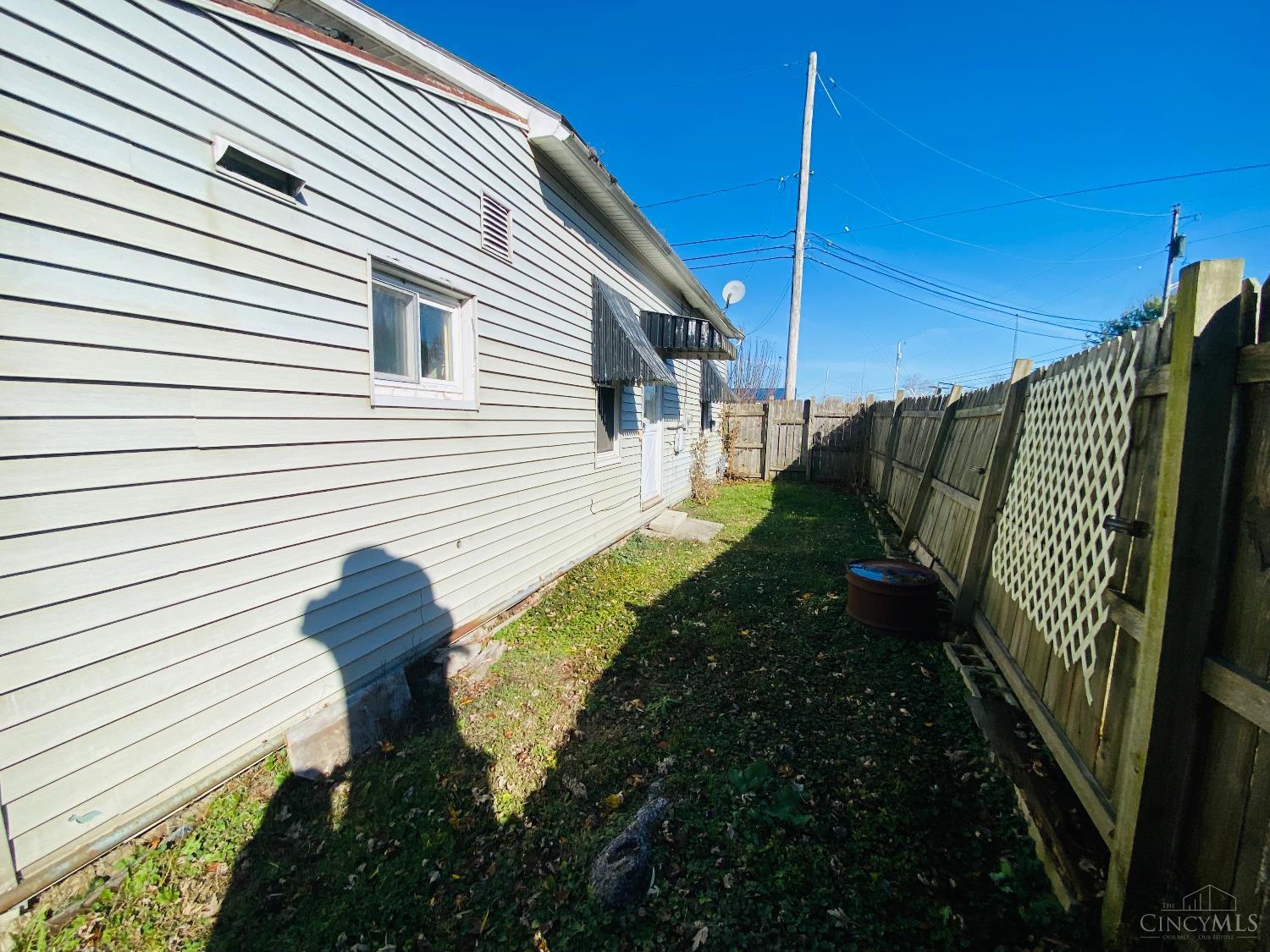 20 Dakin Chapel Road