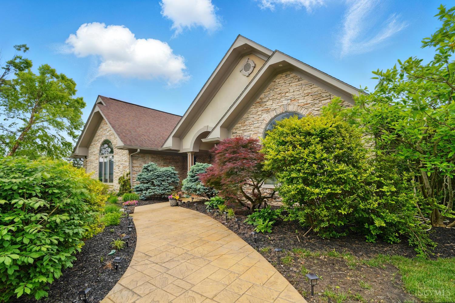 219 Chateau Valley Lane, South Lebanon, Ohio image 8