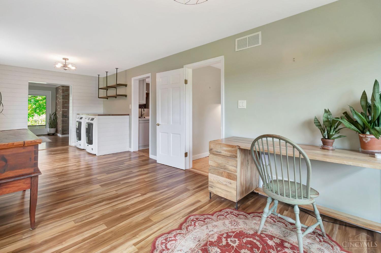 3305 S Waynesville Road, Salem, Ohio image 12
