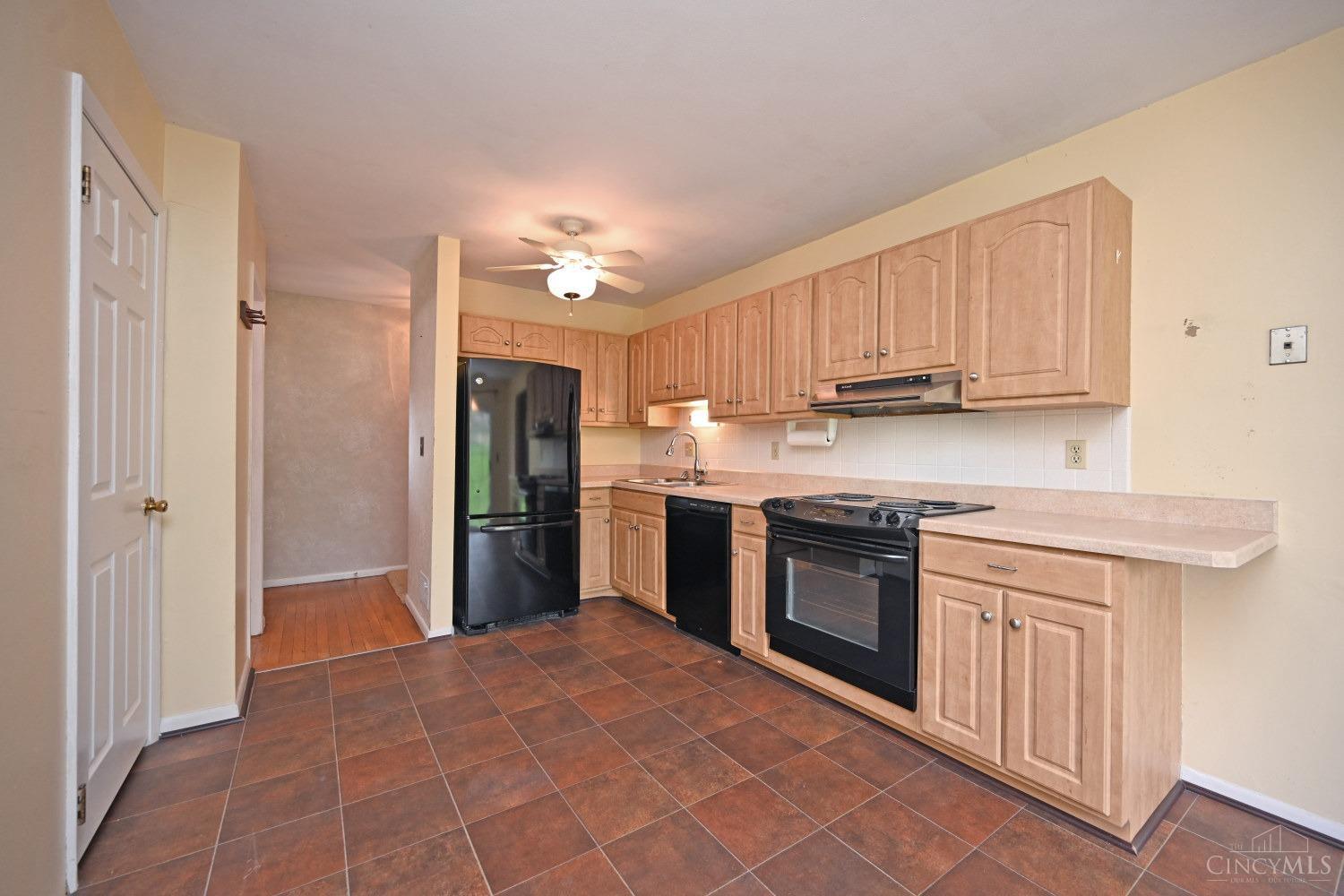 3386 Bighorn Court, Cincinnati, Ohio image 6