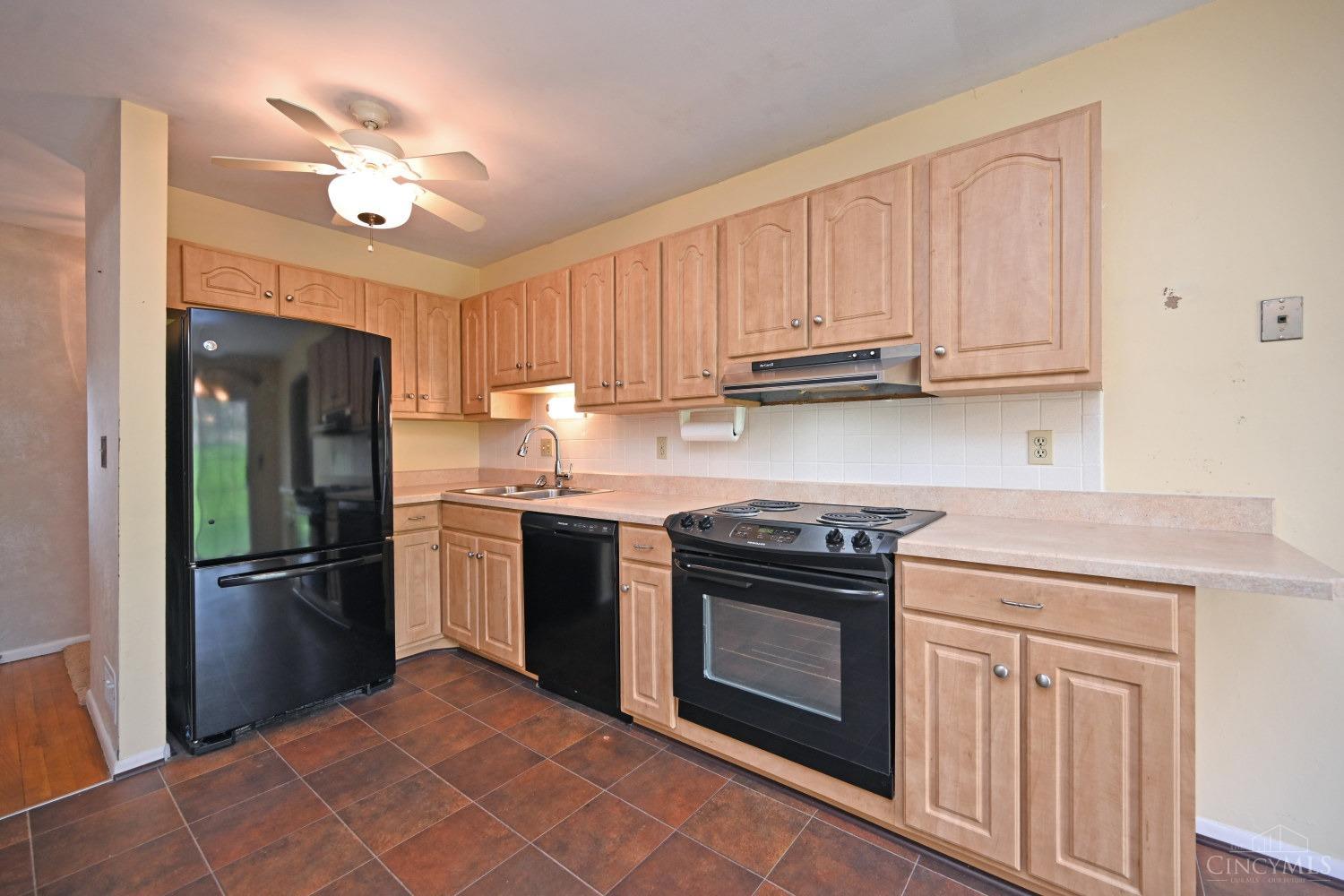 3386 Bighorn Court, Cincinnati, Ohio image 7