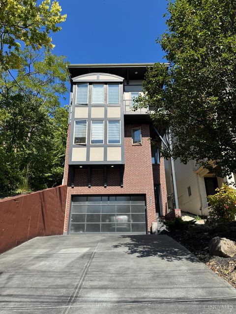 Photo of 457 Strafer Street, Cincinnati, OH 45226 (MLS # 1854739)