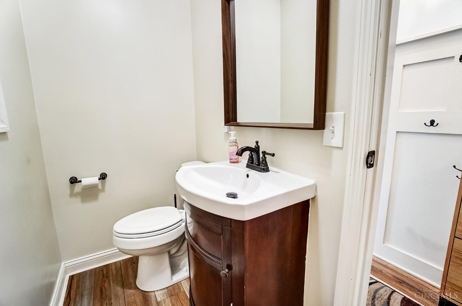 6859 Windwood Drive, West Chester, Ohio image 28