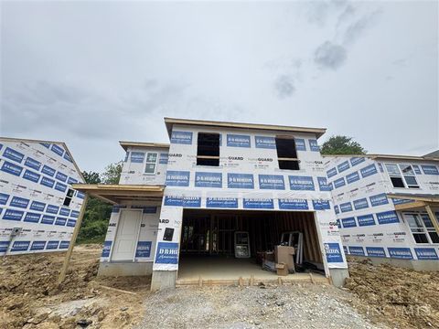 Homes For Sale - 173 Ashburn Way<br/> New Richmond, OH 45157