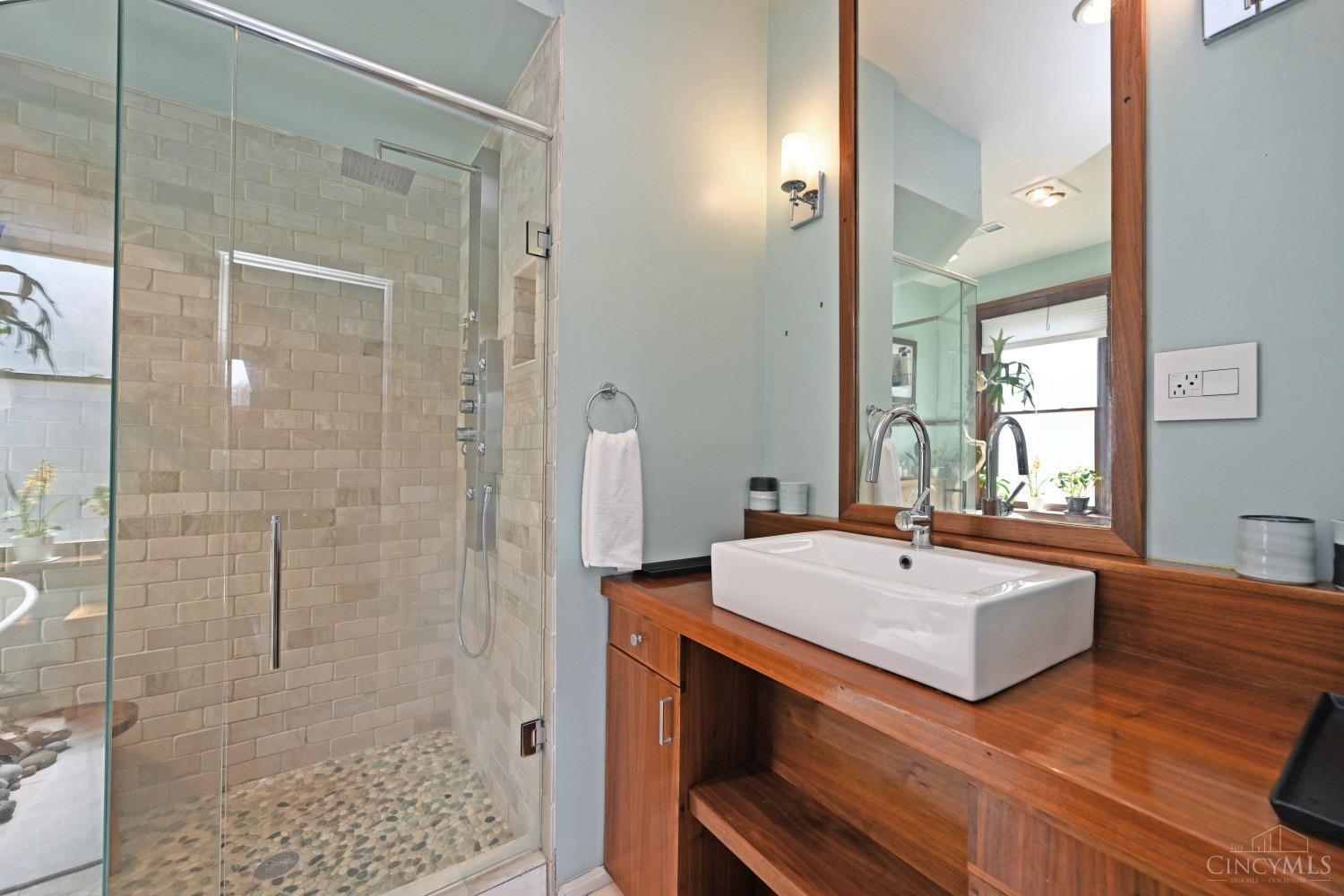 3321 Morrison Avenue, Cincinnati, Ohio image 31
