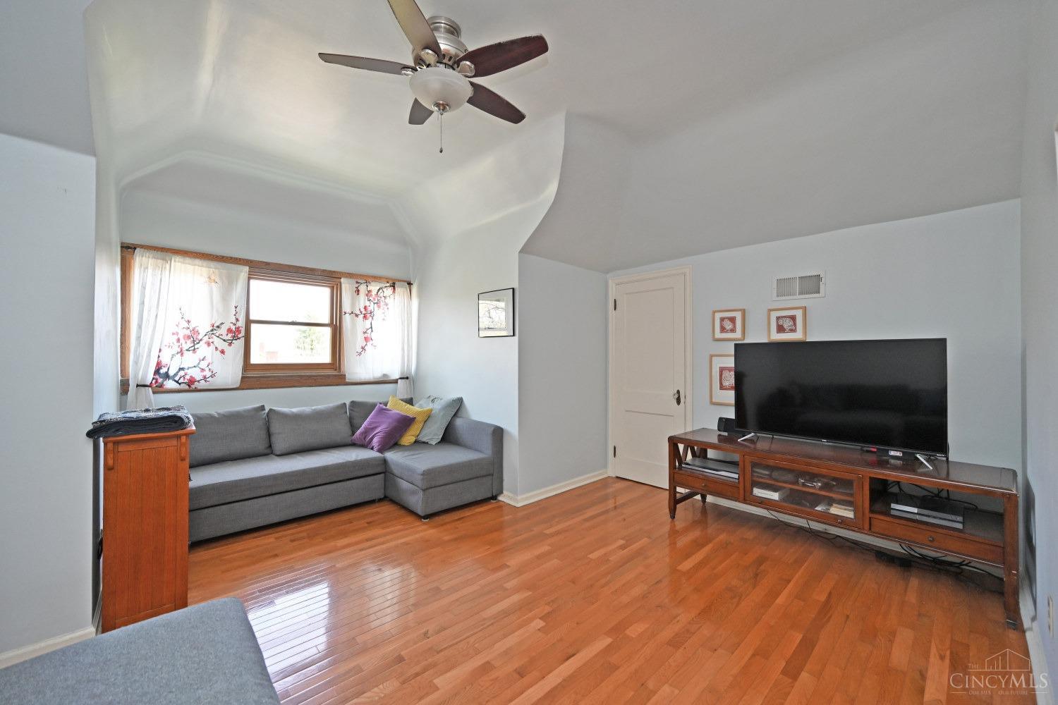 3321 Morrison Avenue, Cincinnati, Ohio image 46