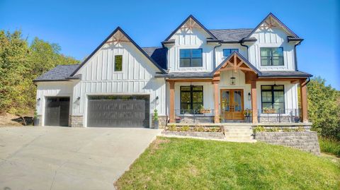 Photo of 3510 Cooper Road, Blue Ash, OH 45241 (MLS # 1858974)