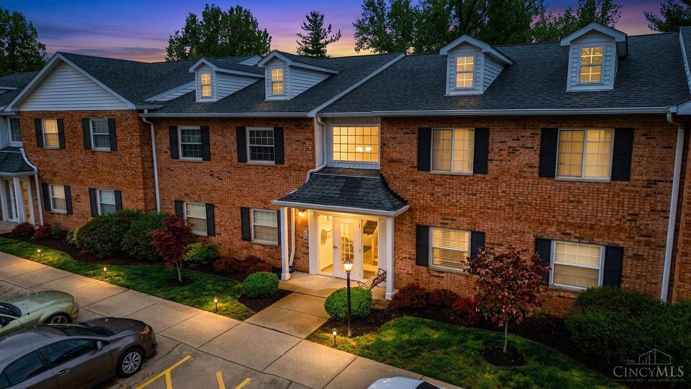5368 Werk Road 27
