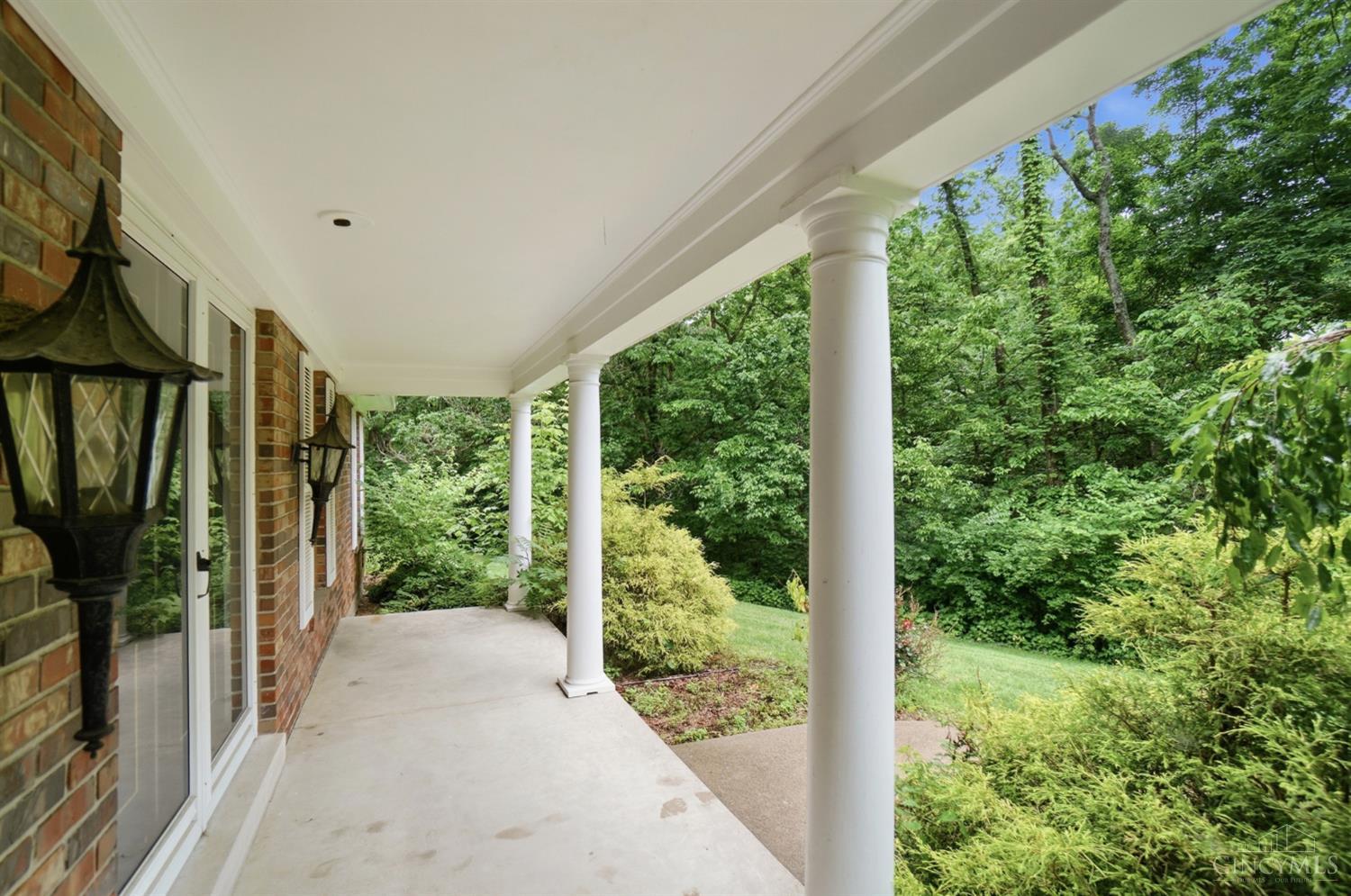 4 Beechurst Woods Lane
