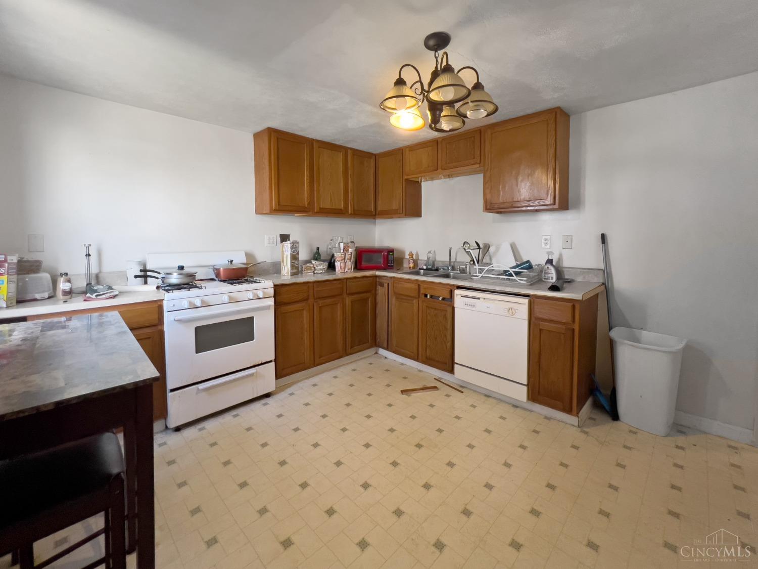 5632 Chestnut Street, Elmwood Place, Ohio image 8