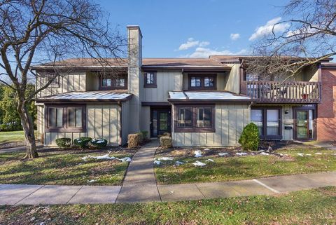 Photo of 6184 Quinella Way, Centerville, OH 45459 (MLS # 1863892)