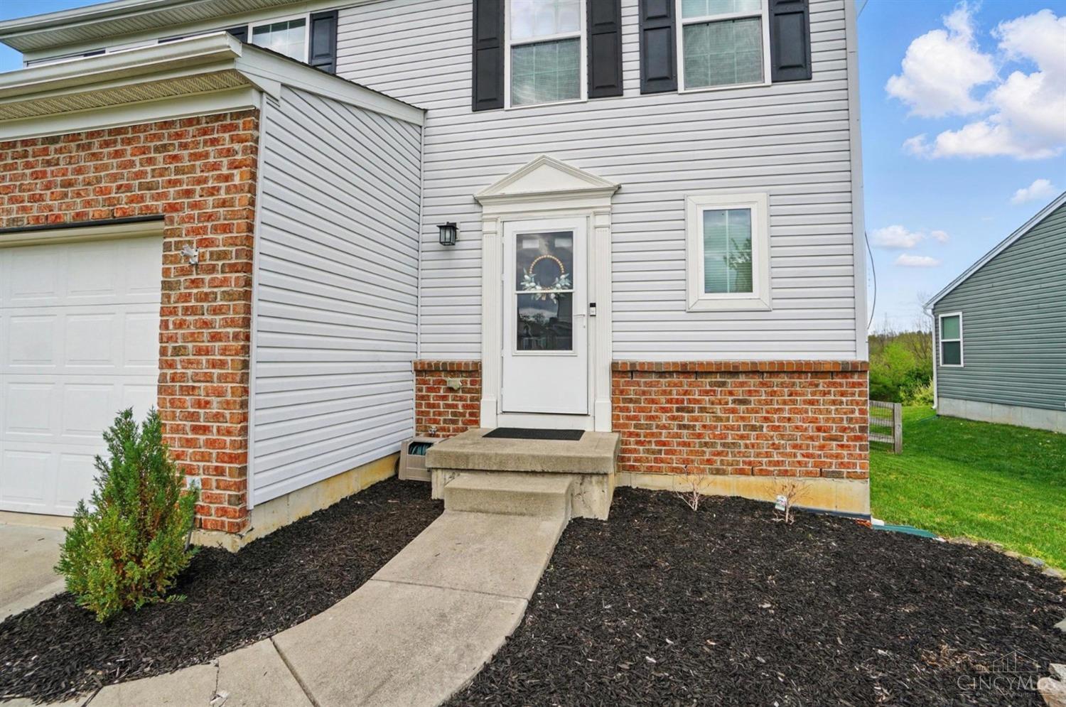 5076 Jessica Suzanne Drive, Morrow, Ohio image 4
