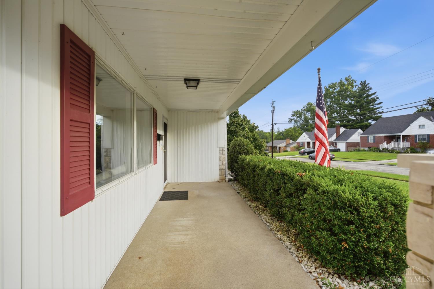 5557 Fairwood Road