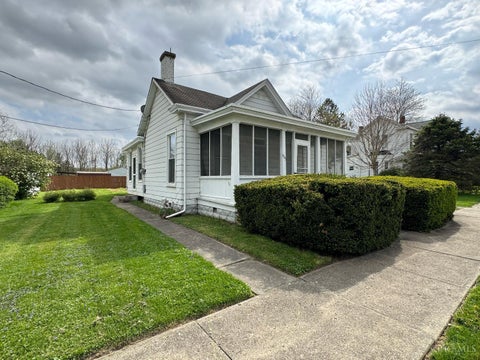Homes For Sale - 405 W Main Street<br/> Blanchester, OH 45107