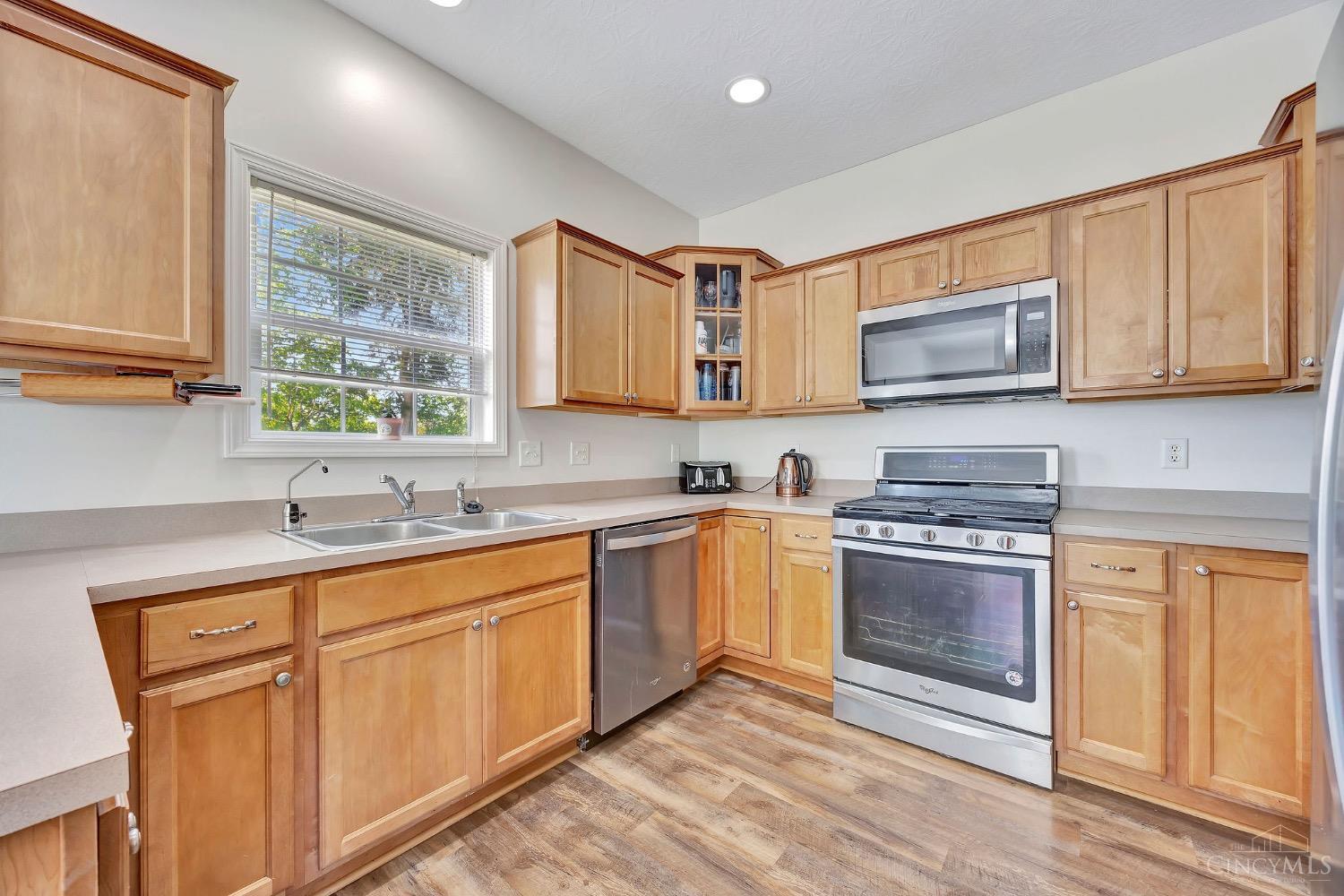 96 Autumn Drive, Oxford, Ohio image 9