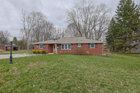 Photo of 8340 Maineville Road, Hamilton Township, OH 45039 (MLS # 1871904)