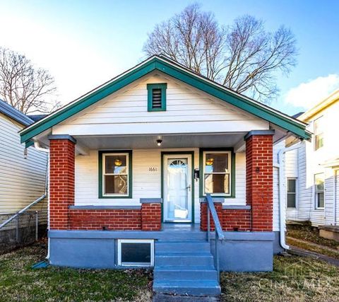 Homes For Sale - 1661 Ray Combs Avenue<br/> Hamilton, OH 45011