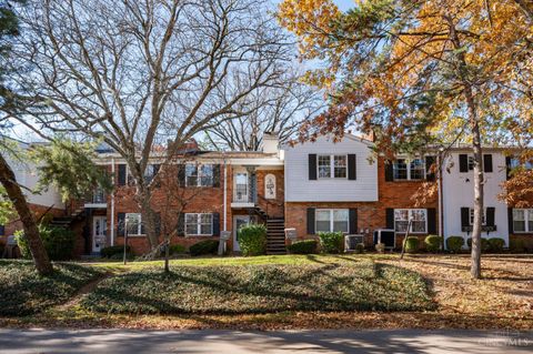 Photo of 2127 Oxford Avenue #10, Cincinnati, OH 45230 (MLS # 1862332)