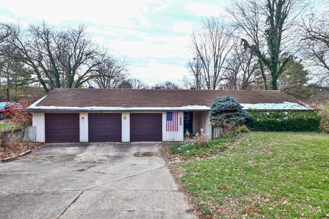 Photo of 1583 Hunter Road, Fairfield, OH 45014 (MLS # 1863763)
