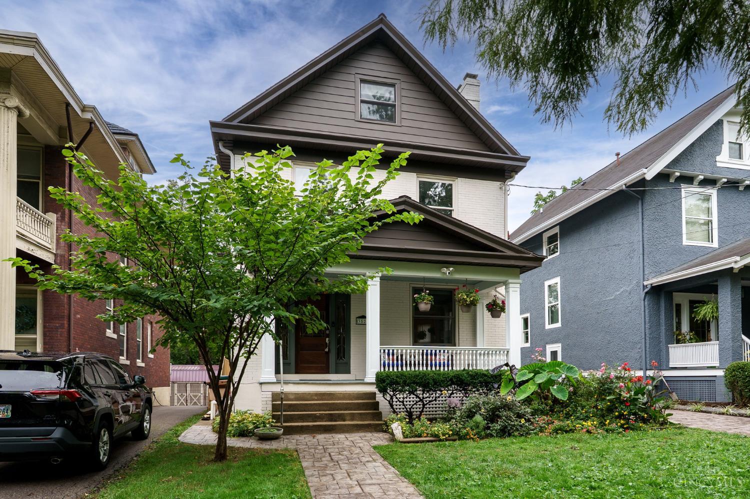 3528 Stettinius Avenue