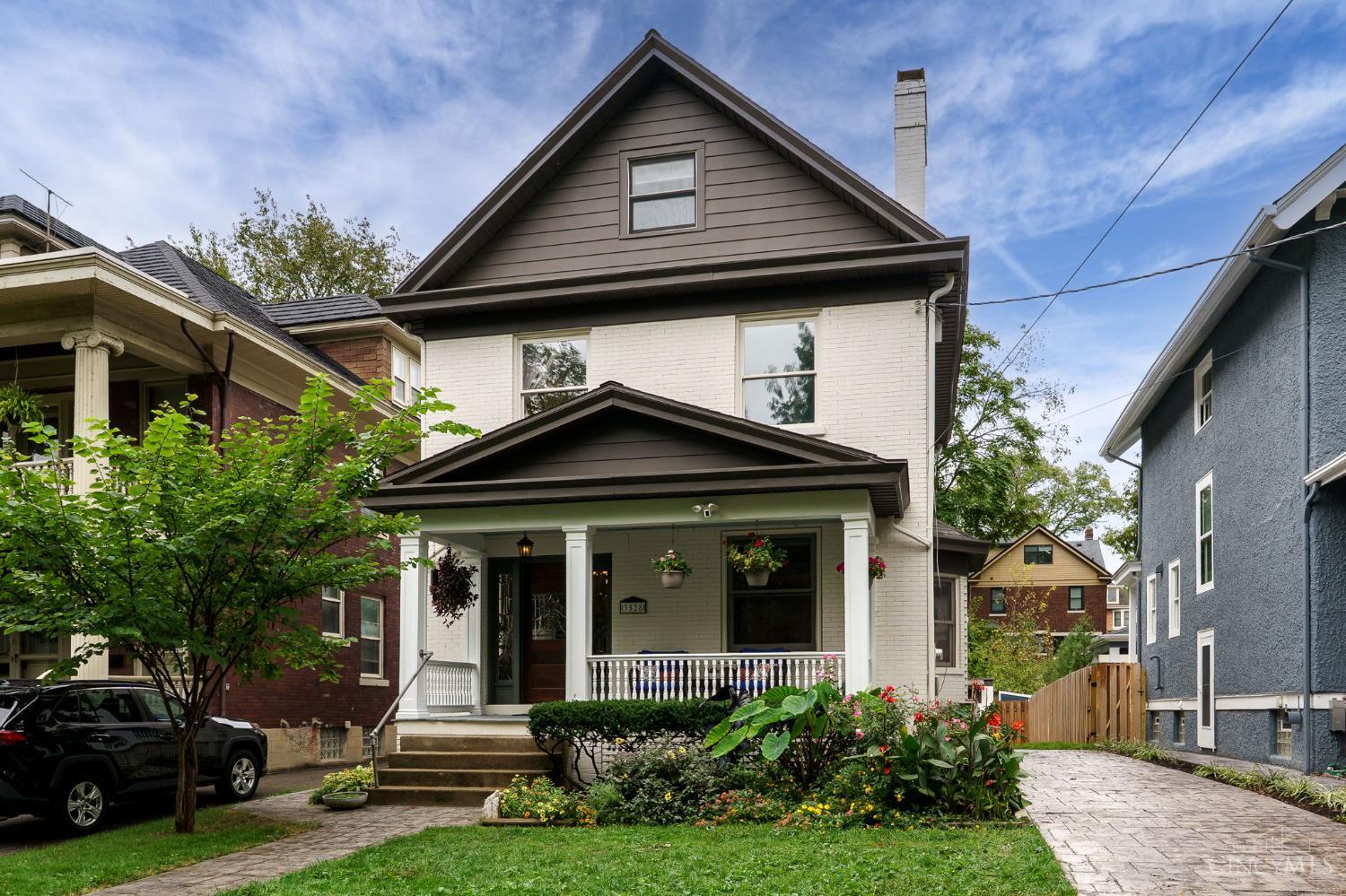 3528 Stettinius Avenue