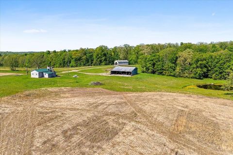 8598 W Deadfall Road Hillsboro OH 45133