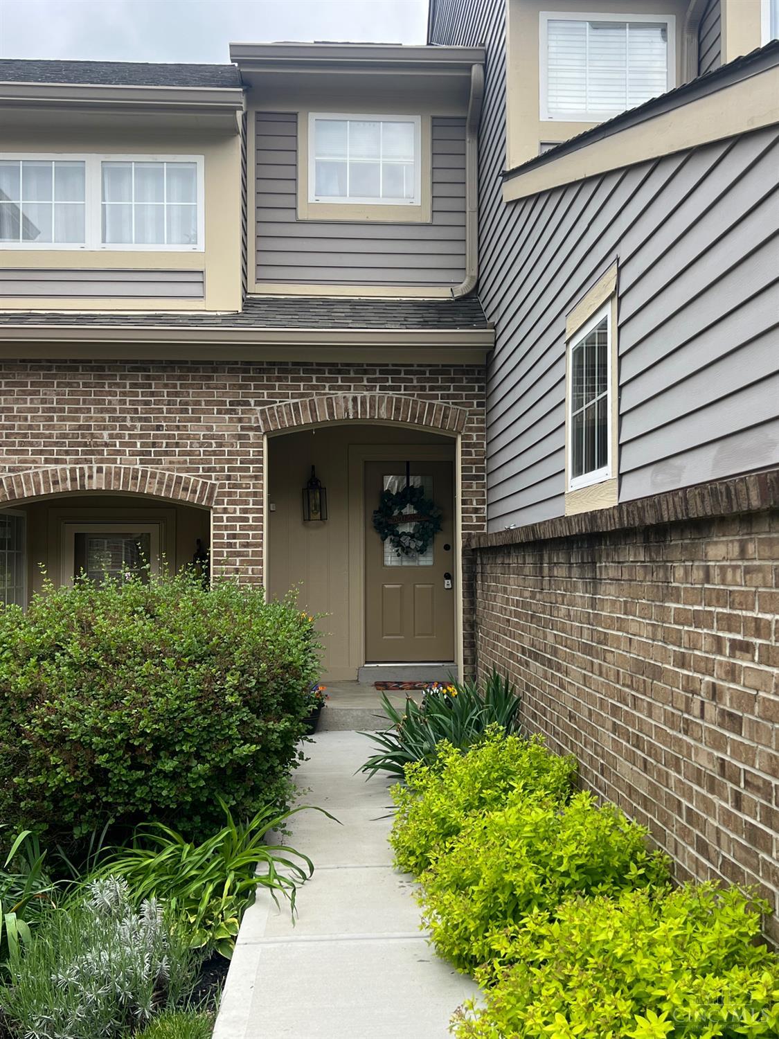 2451 Cardinal Hill Court, Cincinnati, Ohio image 1