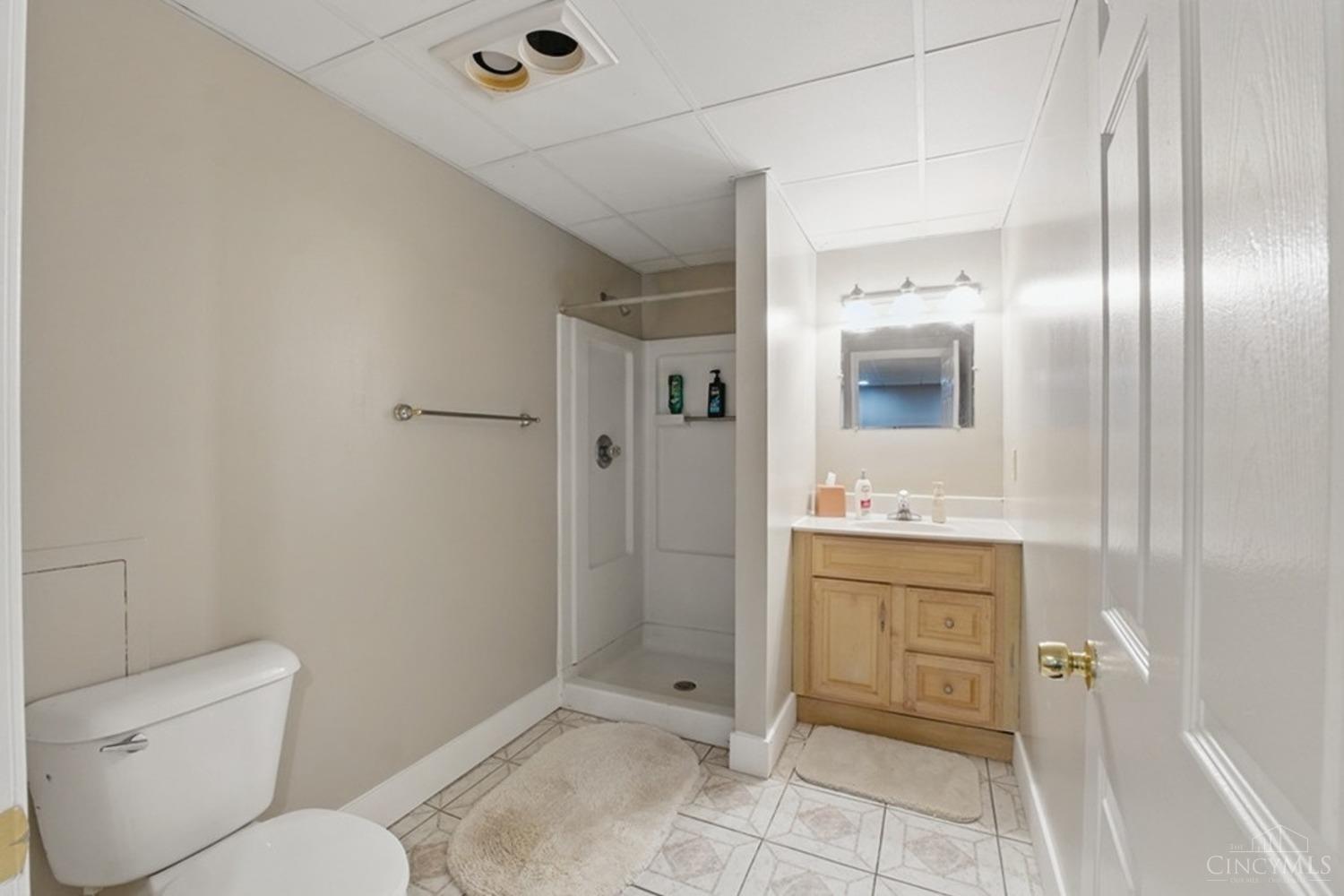 8353 Ridgevalley Court, Colerain Twp, Ohio image 32