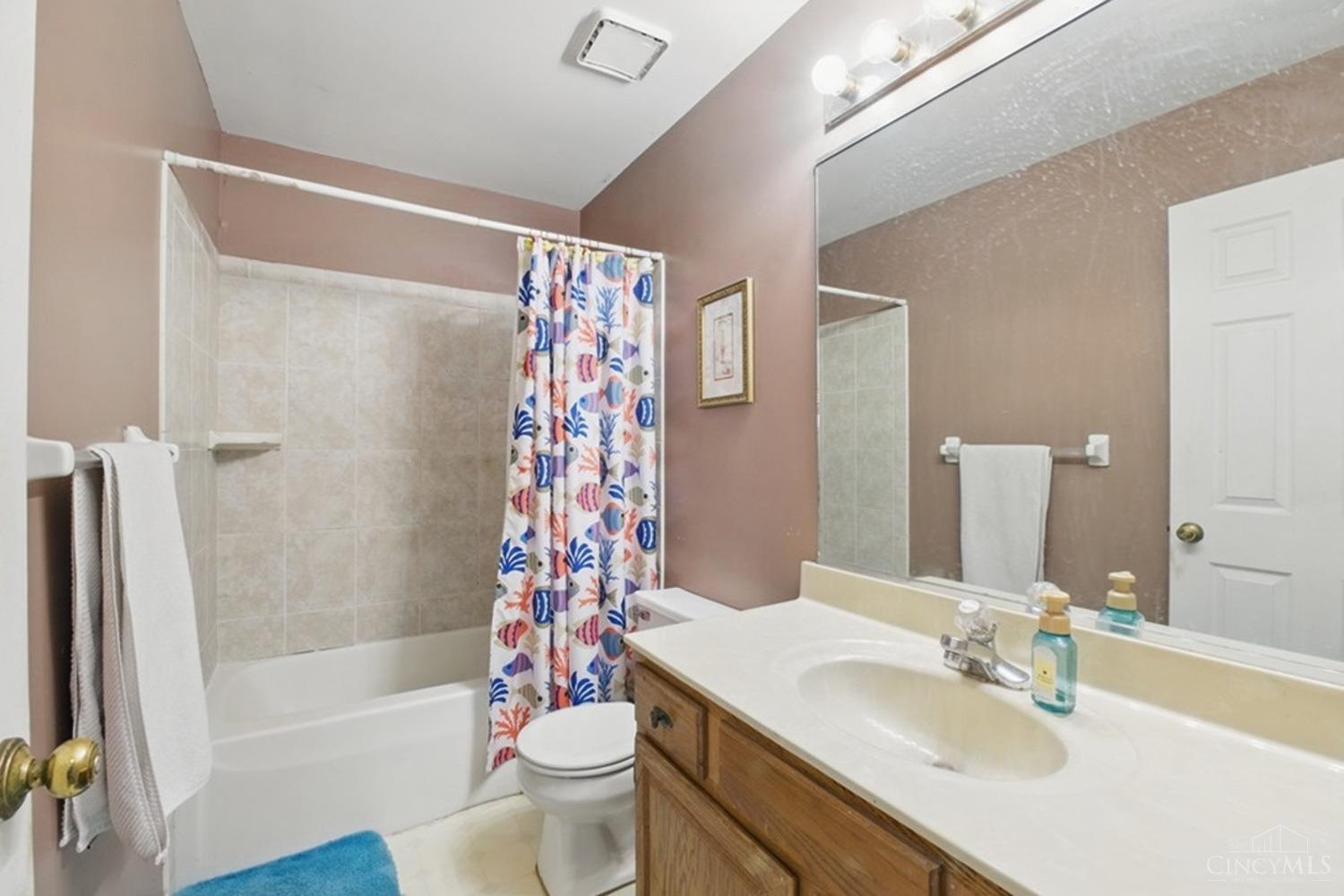 8353 Ridgevalley Court, Colerain Twp, Ohio image 18