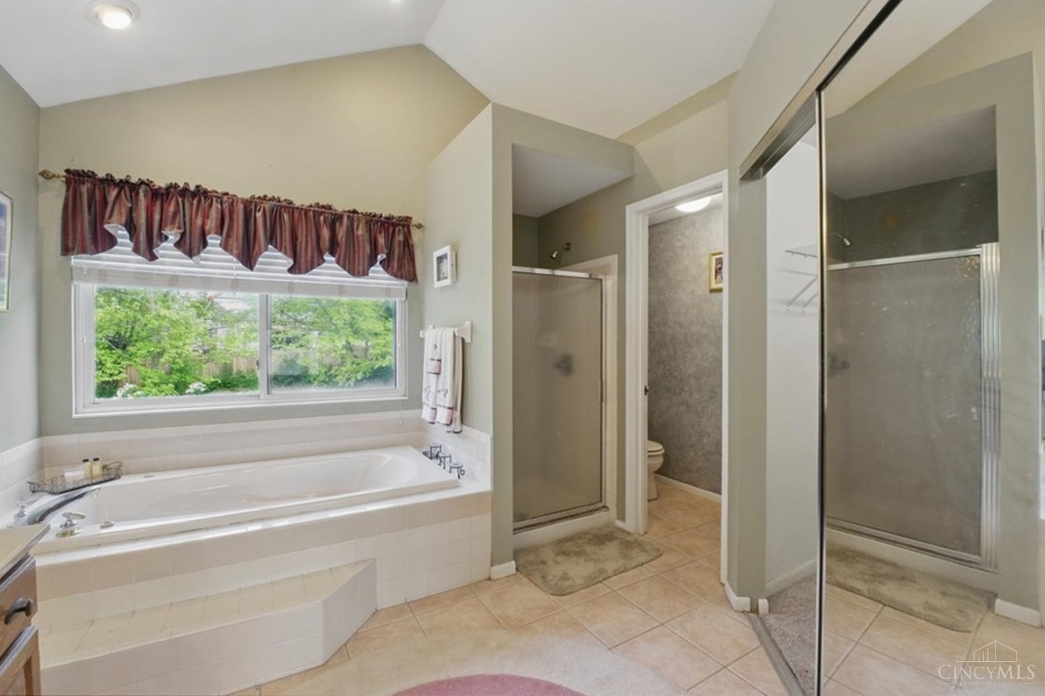 8353 Ridgevalley Court, Colerain Twp, Ohio image 25