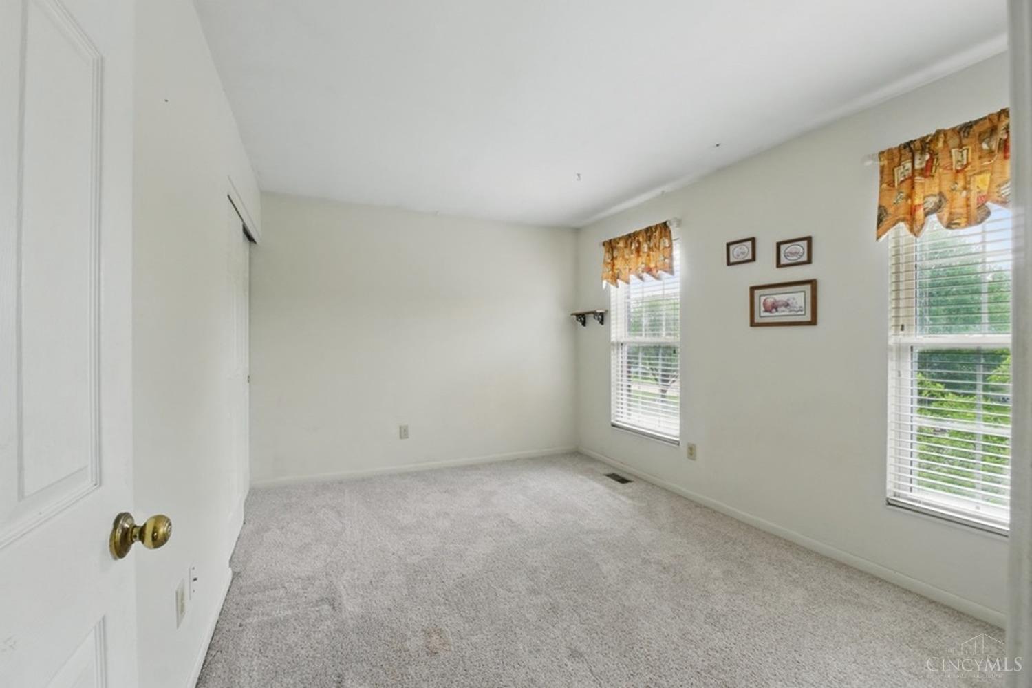 8353 Ridgevalley Court, Colerain Twp, Ohio image 19