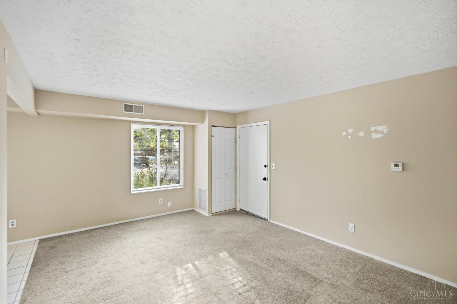 1058 E Crescentville Road