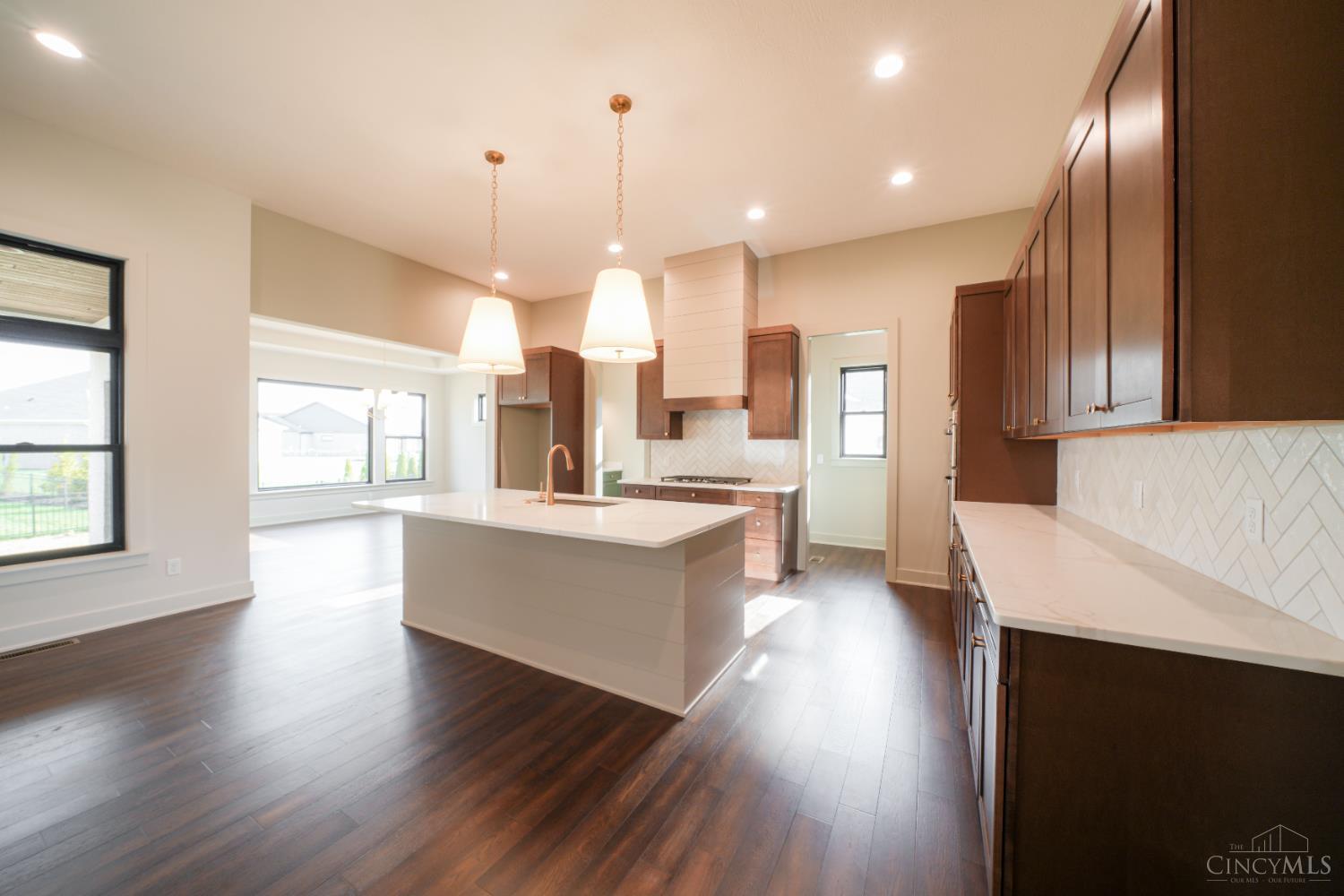 1232 Normandy Rue