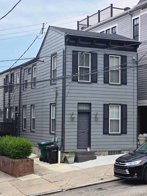 Apartment For Rent - 1017 St Gregory Street<br/> Cincinnati, OH 45202
