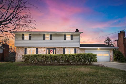 Photo of 1549 Christine Drive, Fairfield, OH 45014 (MLS # 1867123)