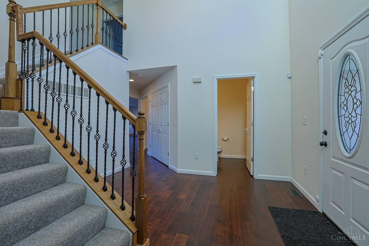 1544 Adams Court