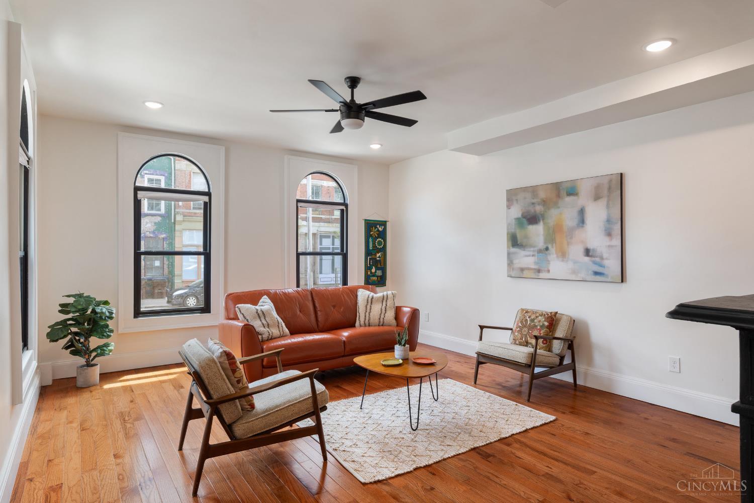 464 W Mcmicken Avenue