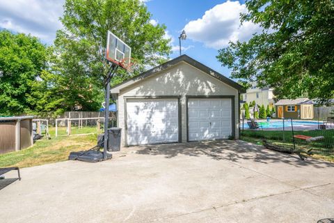 Single Family Residence in Wyoming OH 746 Stout Avenue 46.jpg